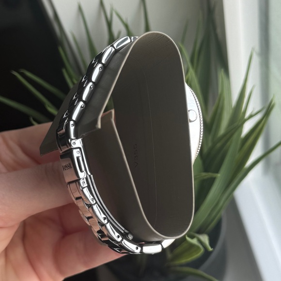 Fossil Women’s Scarlette Quartz Analog & Date Watch - Picture 12 of 14